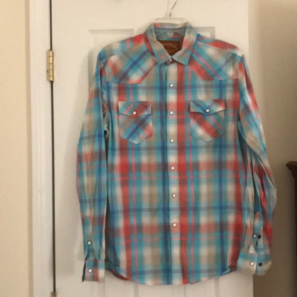 Western style collared snap button down